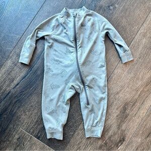 REI 6 month one piece zipper closure bear print grey